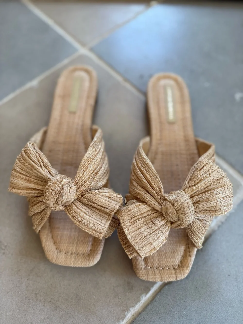 Loeffler Randall Daphne Natural Slide Sandal. 8.5. - Picture 4 of 5